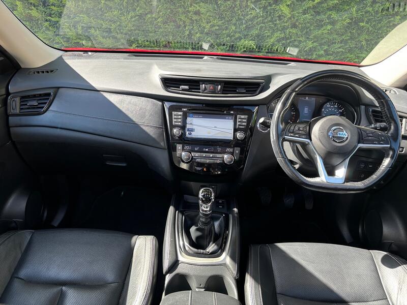View NISSAN X-TRAIL 1.6 dCi Tekna 7Seat
