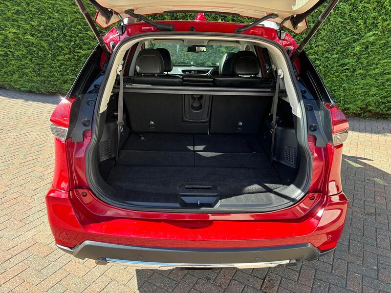 NISSAN X-TRAIL