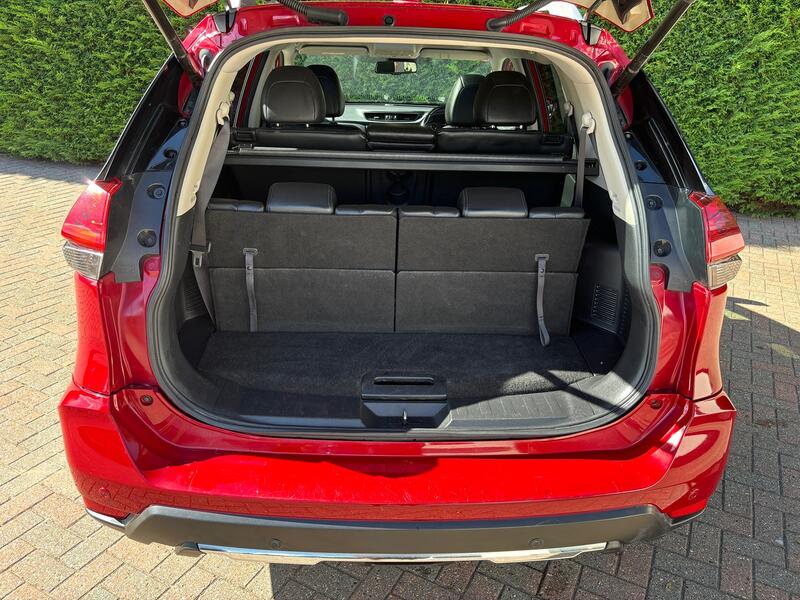 NISSAN X-TRAIL