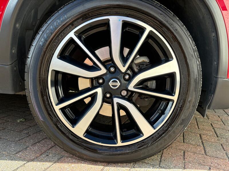 NISSAN X-TRAIL