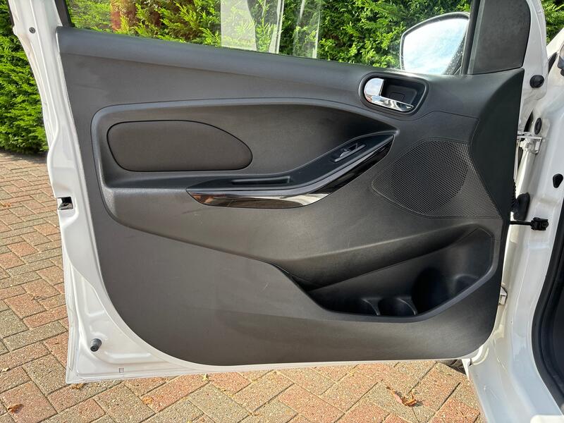 FORD KA+
