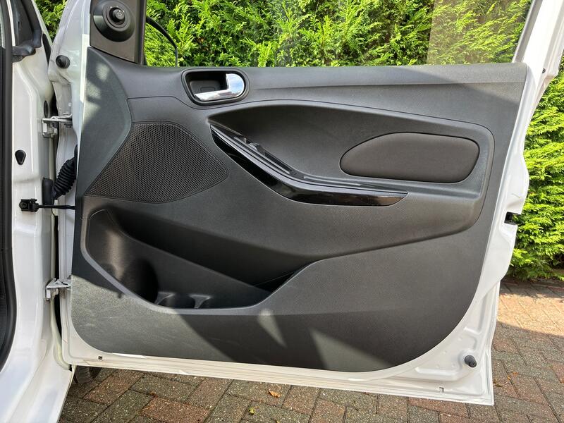 FORD KA+