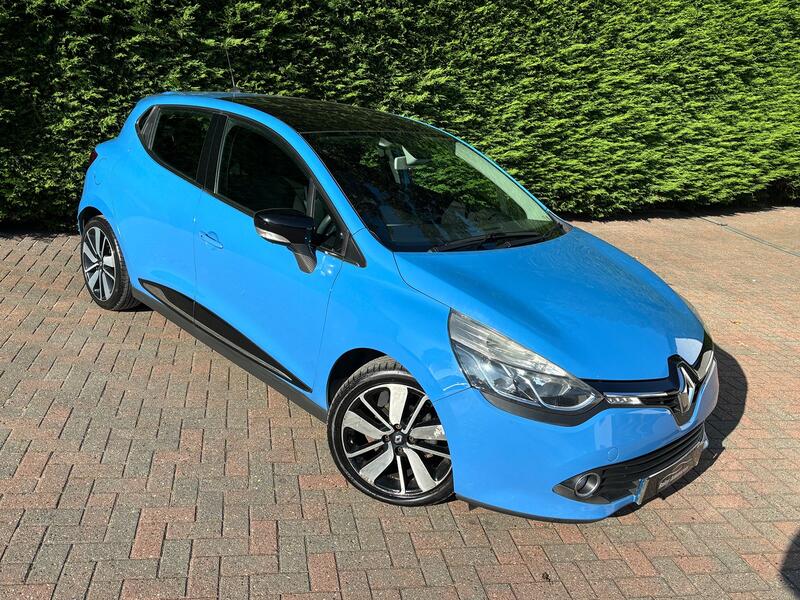 View RENAULT CLIO 1.5 dCi Dynamique S MediaNav