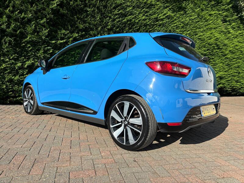 RENAULT CLIO