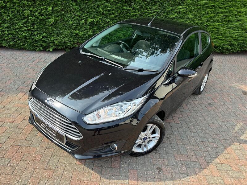 View FORD FIESTA 1.3 Zetec