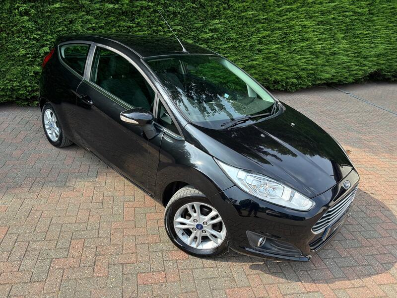 View FORD FIESTA 1.3 Zetec