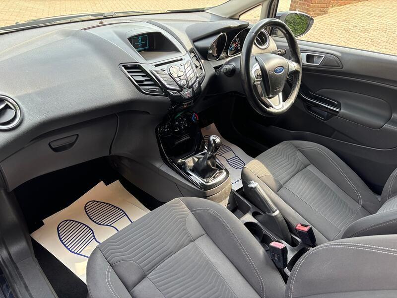 FORD FIESTA