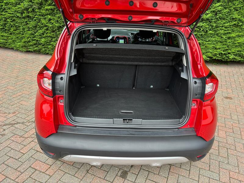 RENAULT CAPTUR