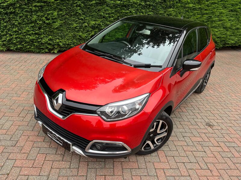 View RENAULT CAPTUR 1.5 Signature Nav dCi 90