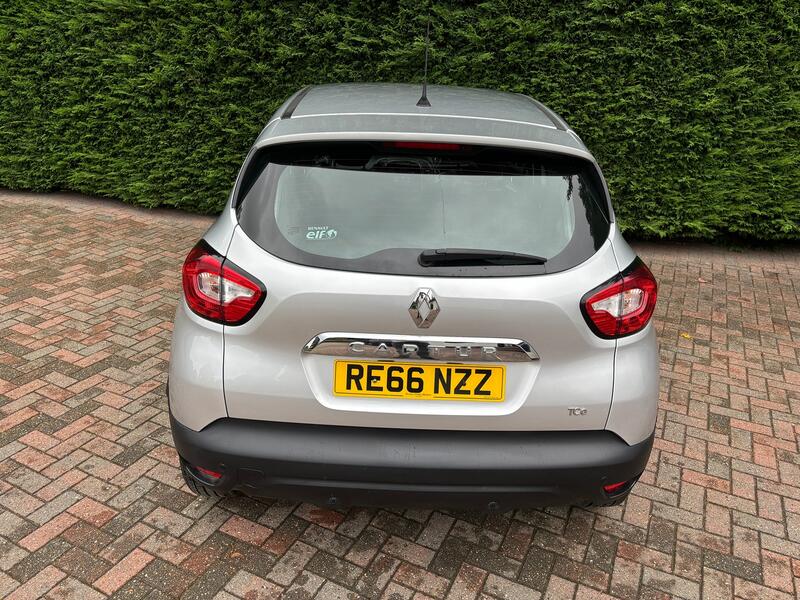 RENAULT CAPTUR