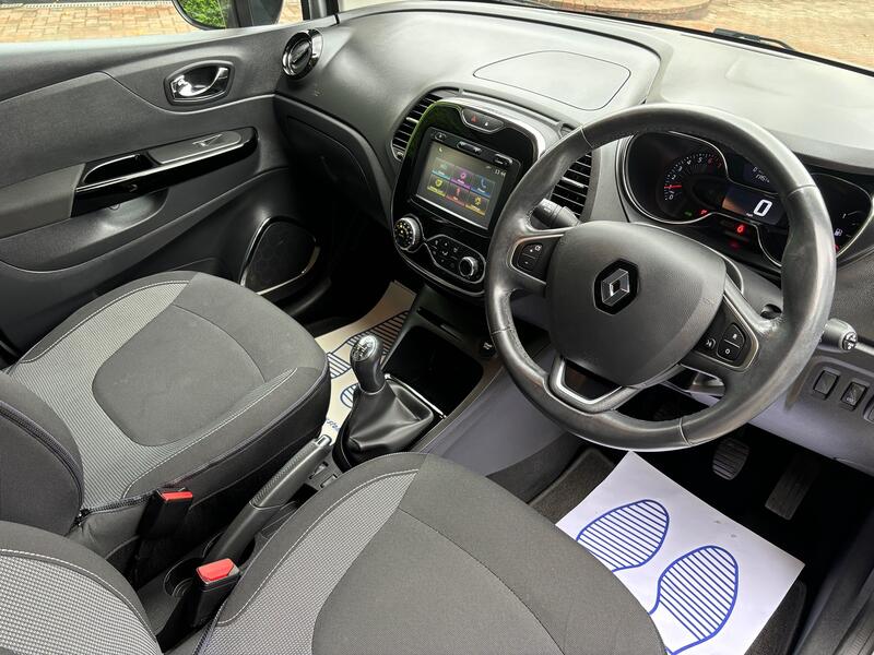 RENAULT CAPTUR