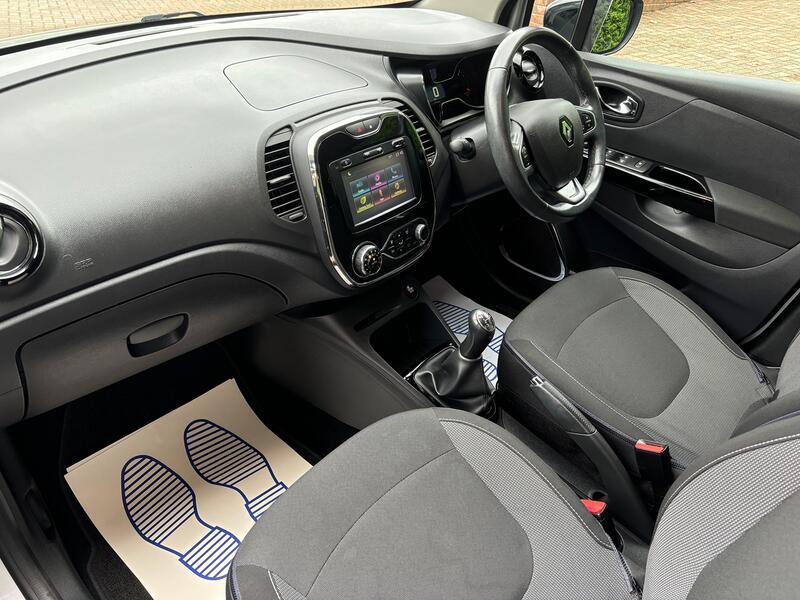 RENAULT CAPTUR