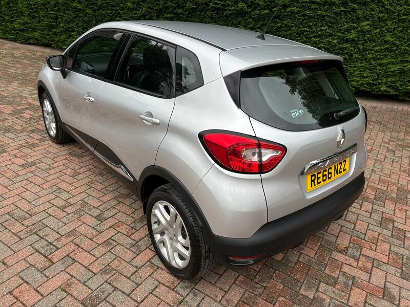 RENAULT CAPTUR