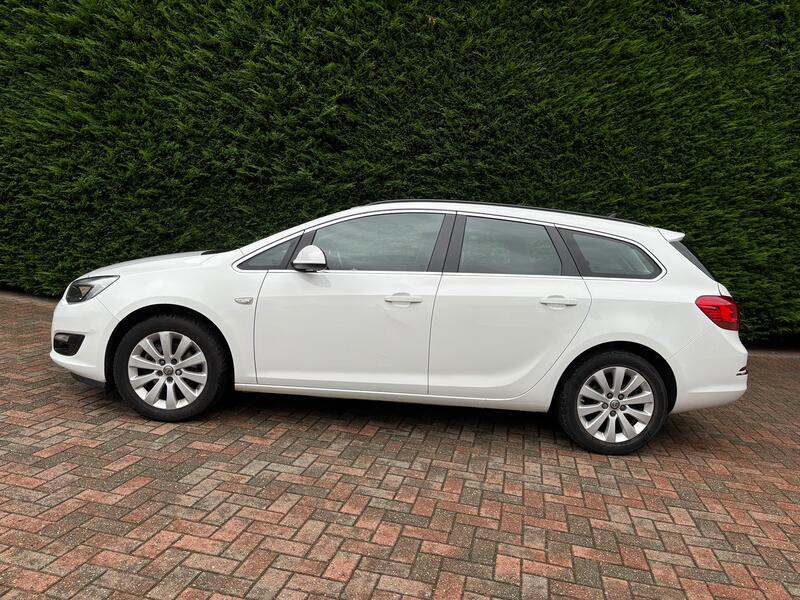 VAUXHALL ASTRA
