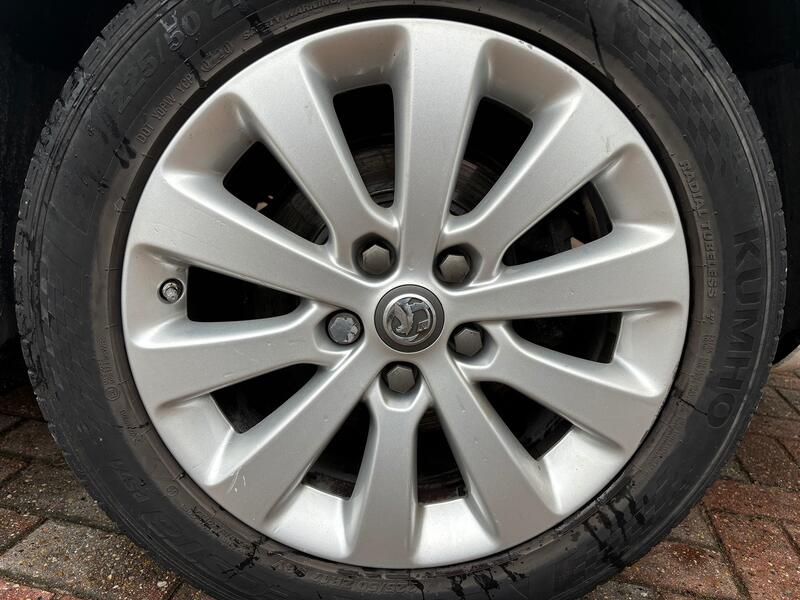 VAUXHALL ASTRA