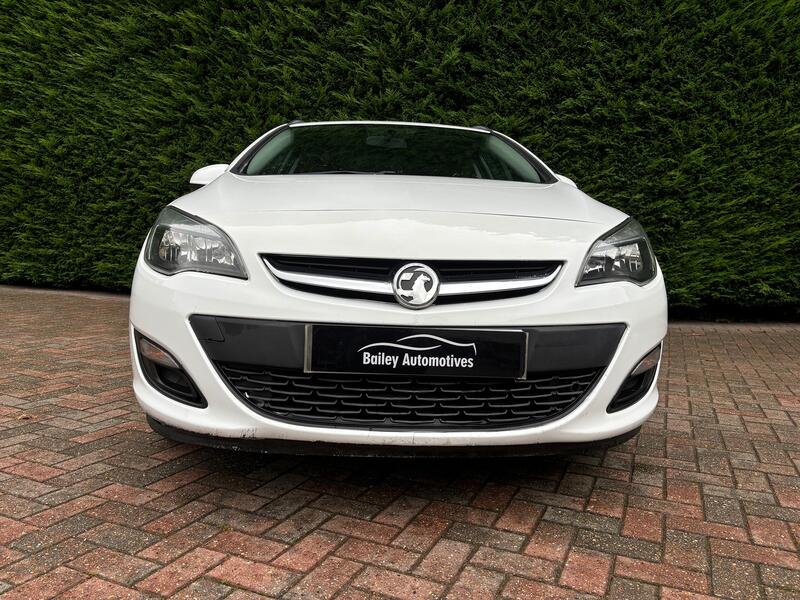VAUXHALL ASTRA