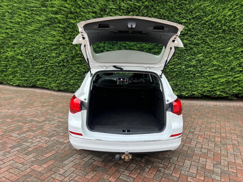 VAUXHALL ASTRA
