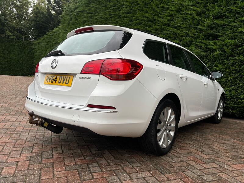 VAUXHALL ASTRA