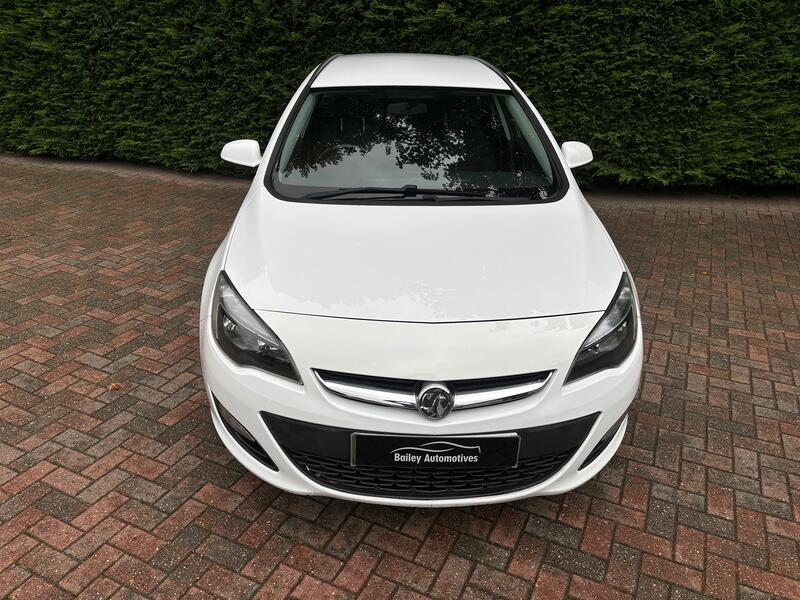 VAUXHALL ASTRA