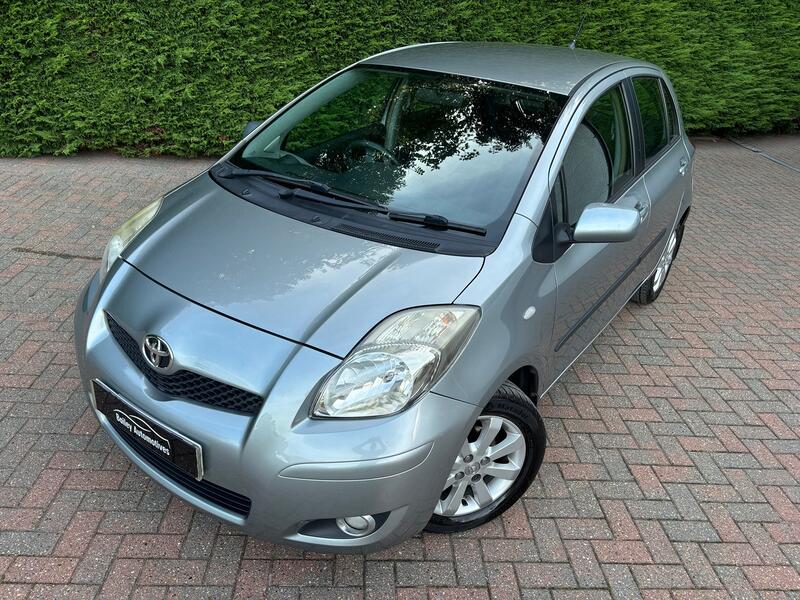 View TOYOTA YARIS 1.3 Dual VVT-i T Spirit