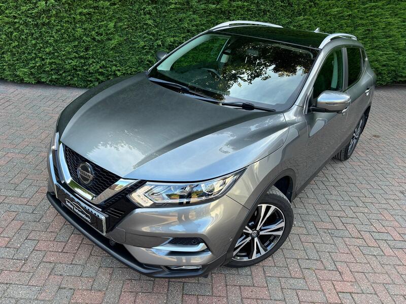 View NISSAN QASHQAI 1.3 DIG-T N-Connecta