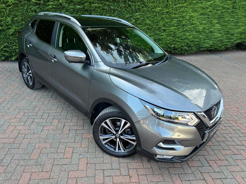 View NISSAN QASHQAI 1.3 DIG-T N-Connecta