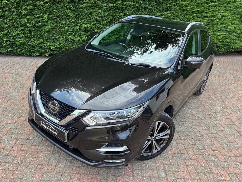 View NISSAN QASHQAI 1.5 dCi N-Connecta