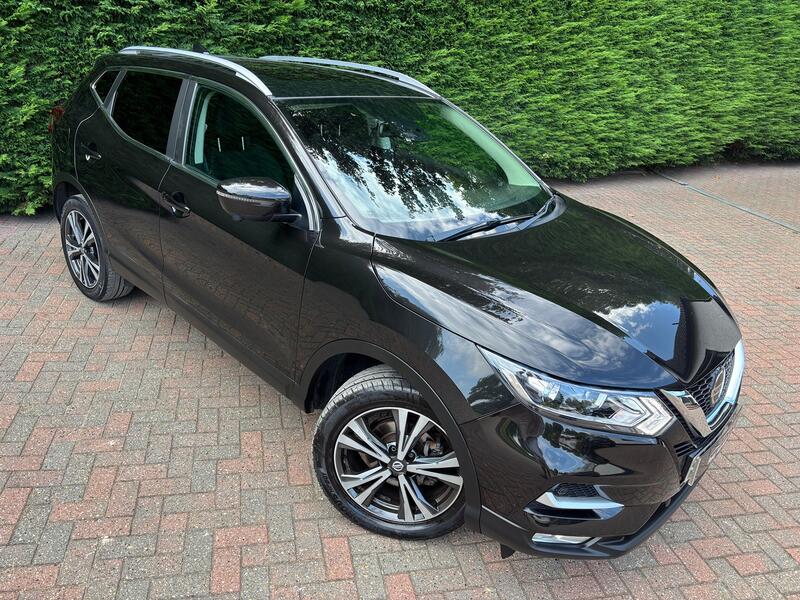 View NISSAN QASHQAI 1.5 dCi N-Connecta