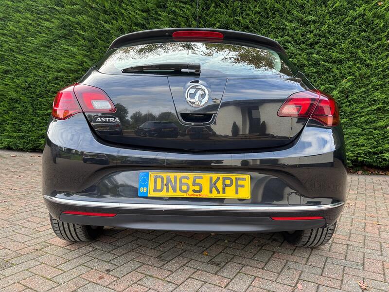 VAUXHALL ASTRA