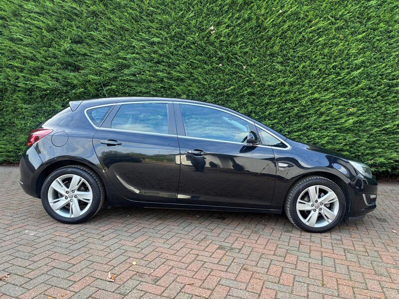 VAUXHALL ASTRA