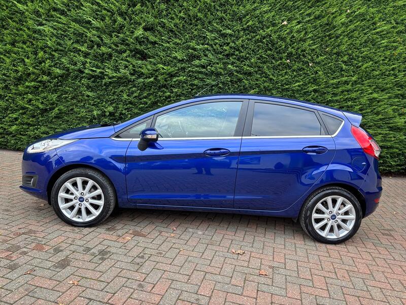 FORD FIESTA