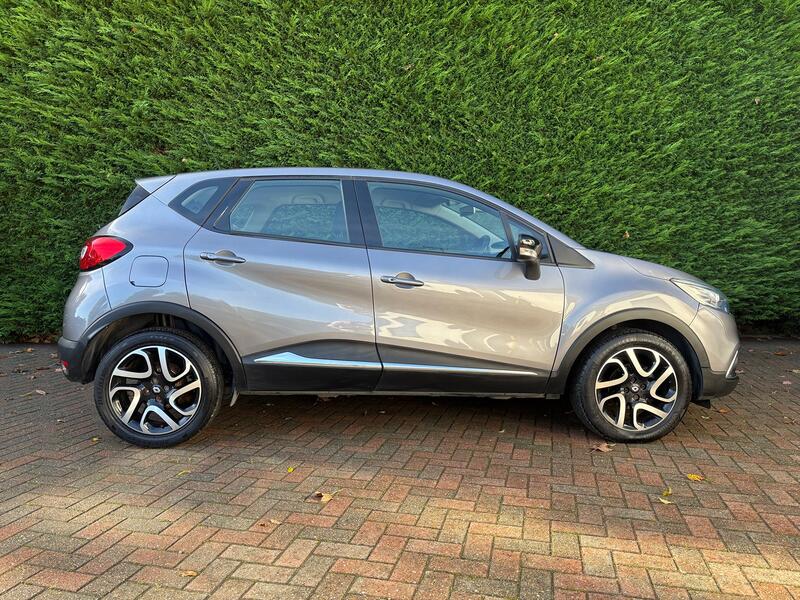 RENAULT CAPTUR