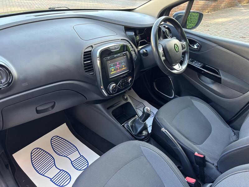 RENAULT CAPTUR