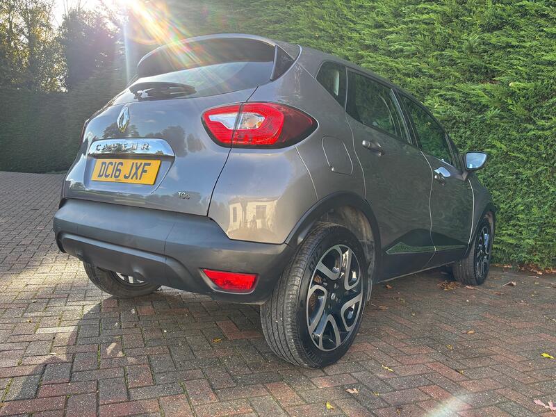 RENAULT CAPTUR