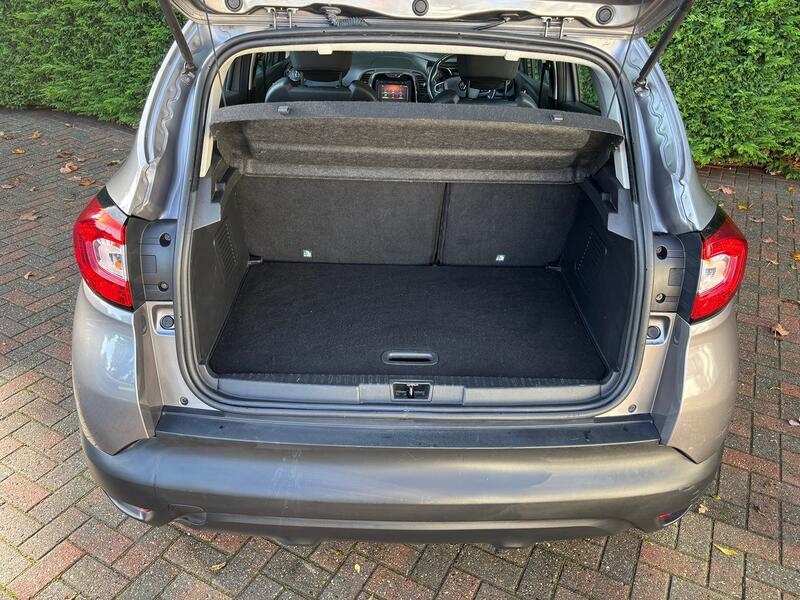 RENAULT CAPTUR