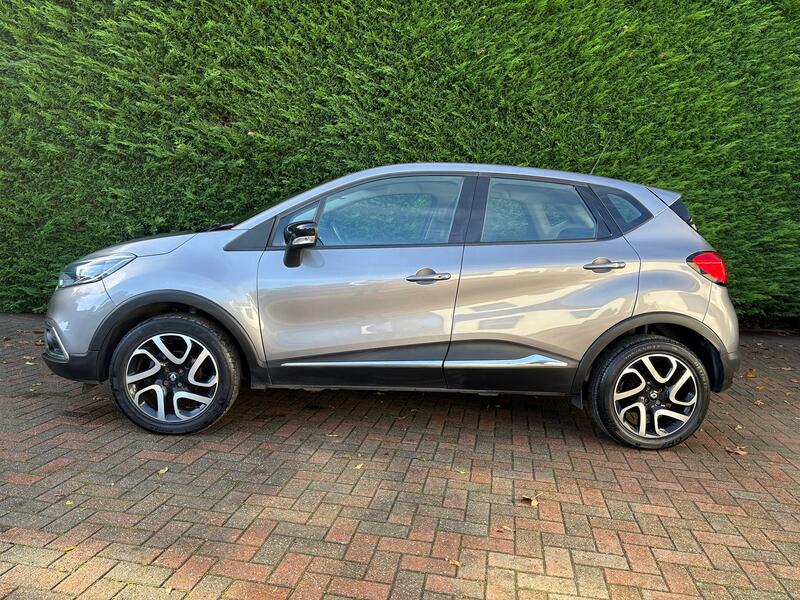 RENAULT CAPTUR