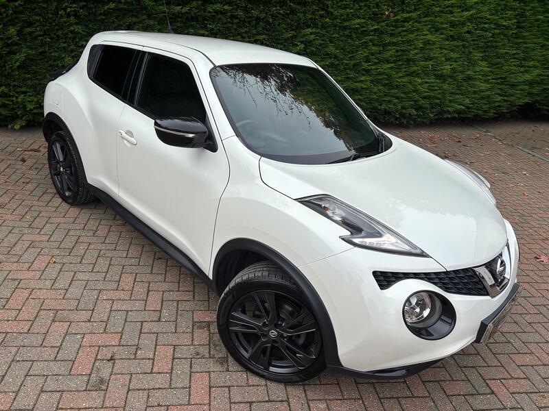 View NISSAN JUKE 1.5 dCi N-Connecta