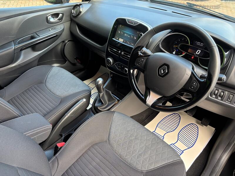 RENAULT CLIO