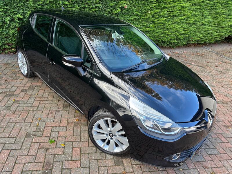 View RENAULT CLIO 1.5 Dynamique S MediaNav dCi 90 Stop & Start