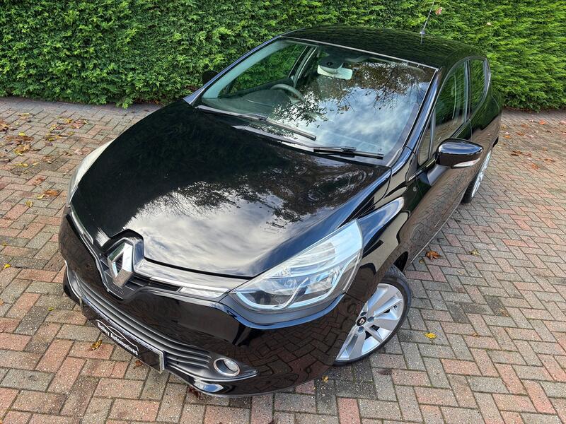 View RENAULT CLIO 1.5 Dynamique S MediaNav dCi 90 Stop & Start