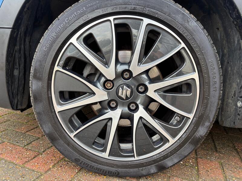 SUZUKI SX4 S-CROSS