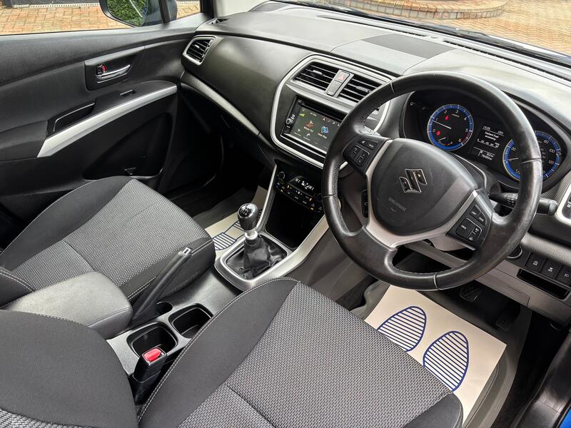SUZUKI SX4 S-CROSS