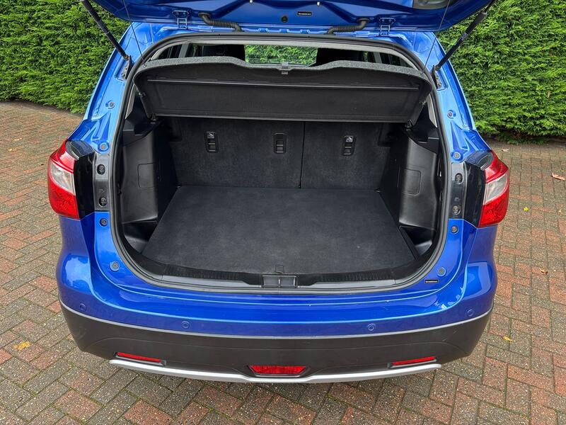 SUZUKI SX4 S-CROSS