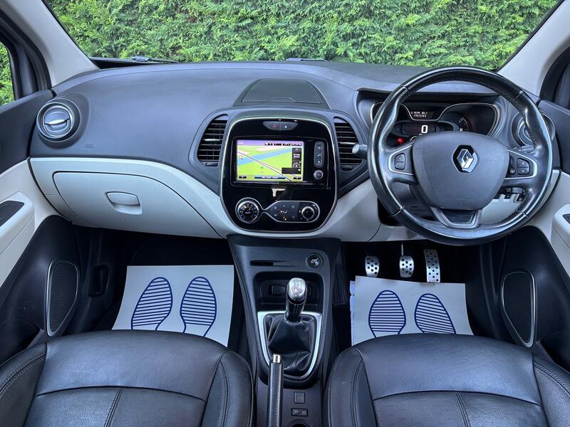 View RENAULT CAPTUR 0.9 GT Line TCe 90 MY18