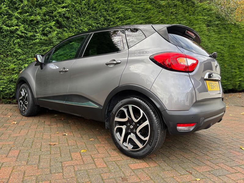 RENAULT CAPTUR