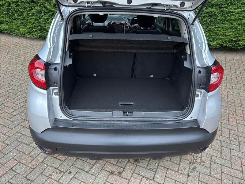 RENAULT CAPTUR