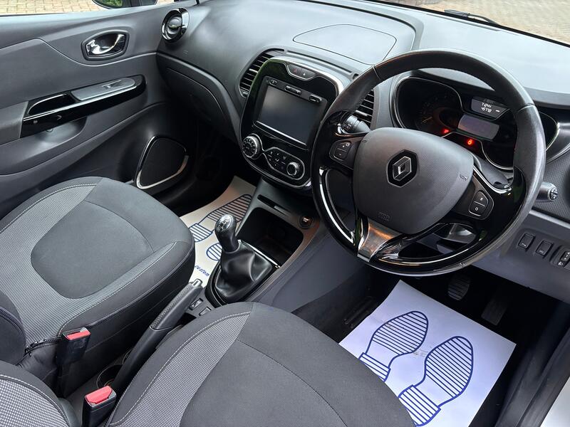 RENAULT CAPTUR