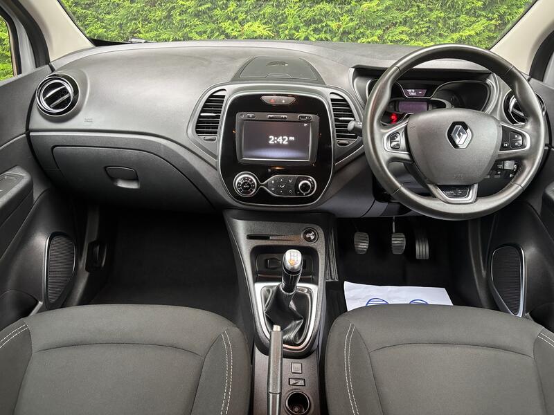 View RENAULT CAPTUR 0.9 Iconic TCe 90 MY18