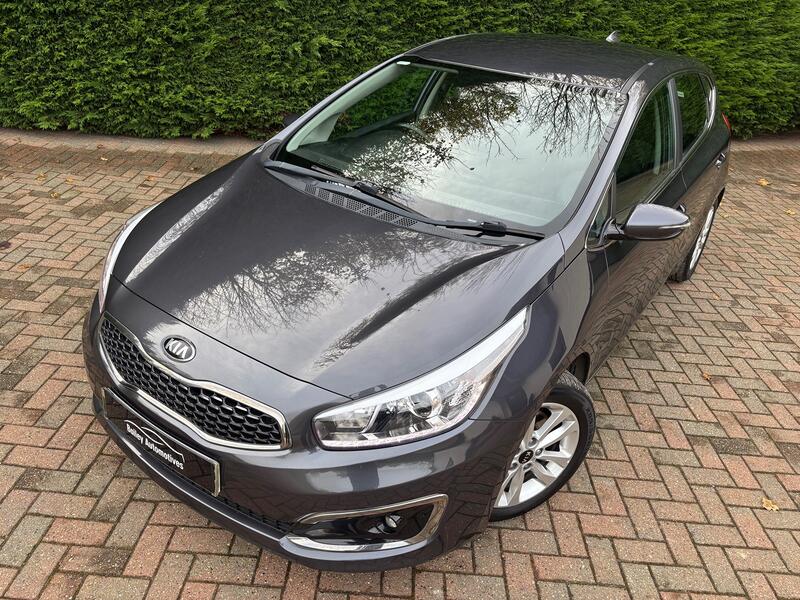 View KIA CEED 1.6 CRDi 2