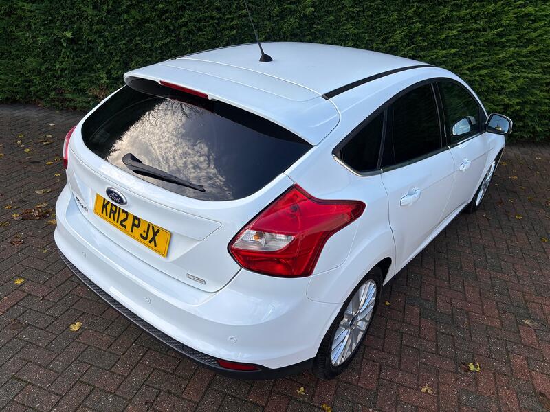 FORD FOCUS